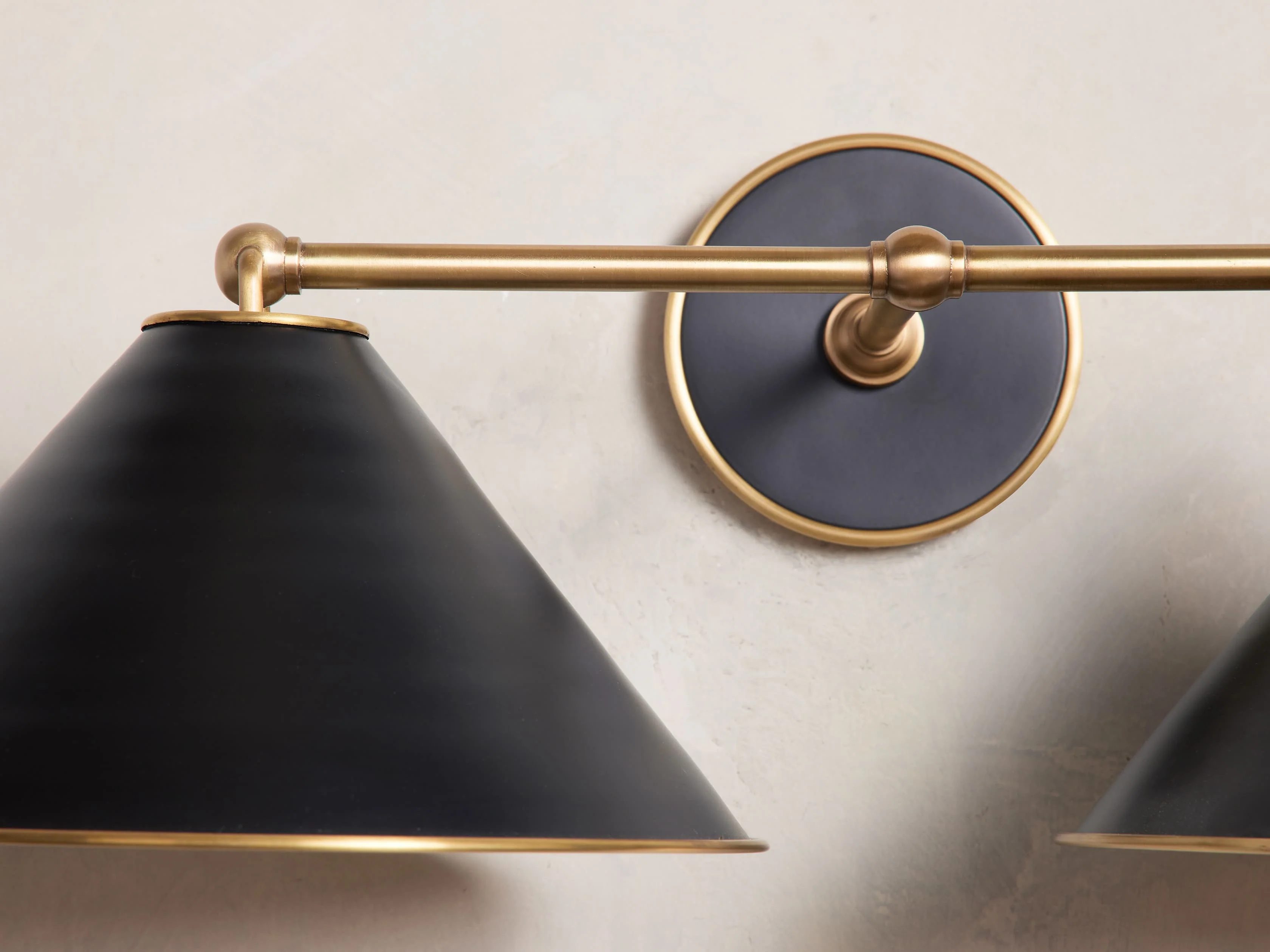 Arno Classic Minimalist Wall Sconce - Image 11