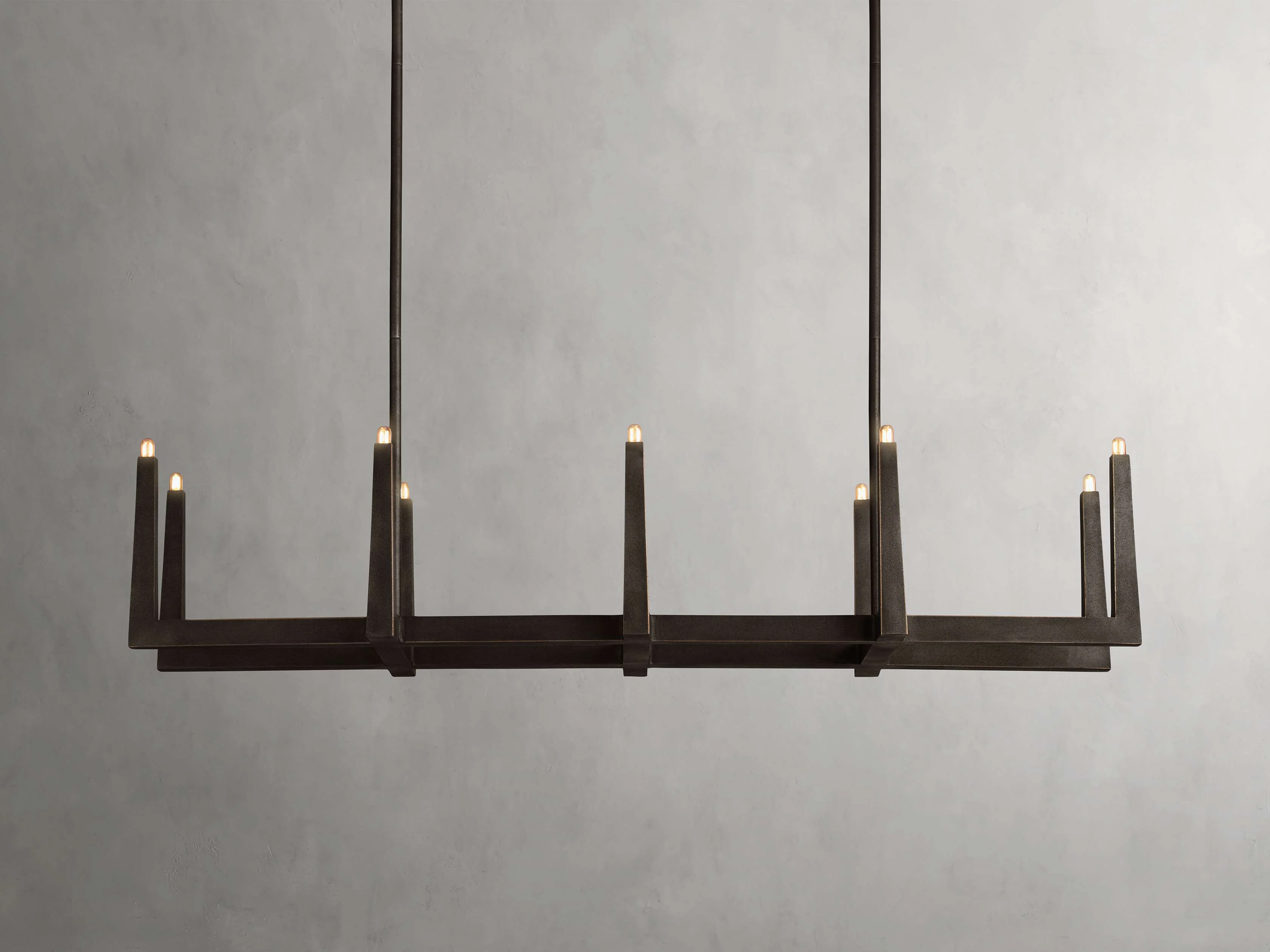 Emmet Antiqued Granular Linear Chandelier - Image 16