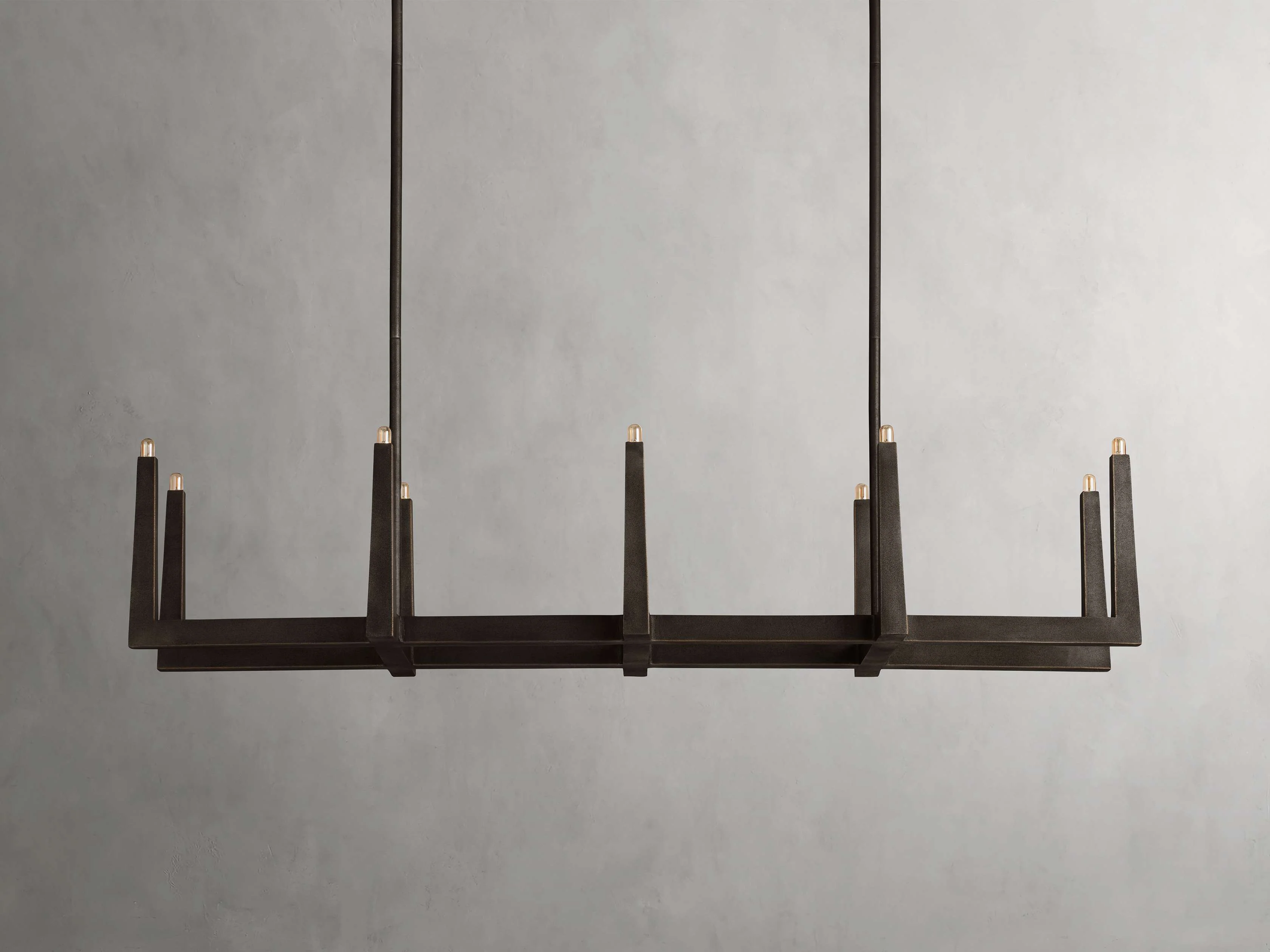 Emmet Antiqued Granular Linear Chandelier - Image 17