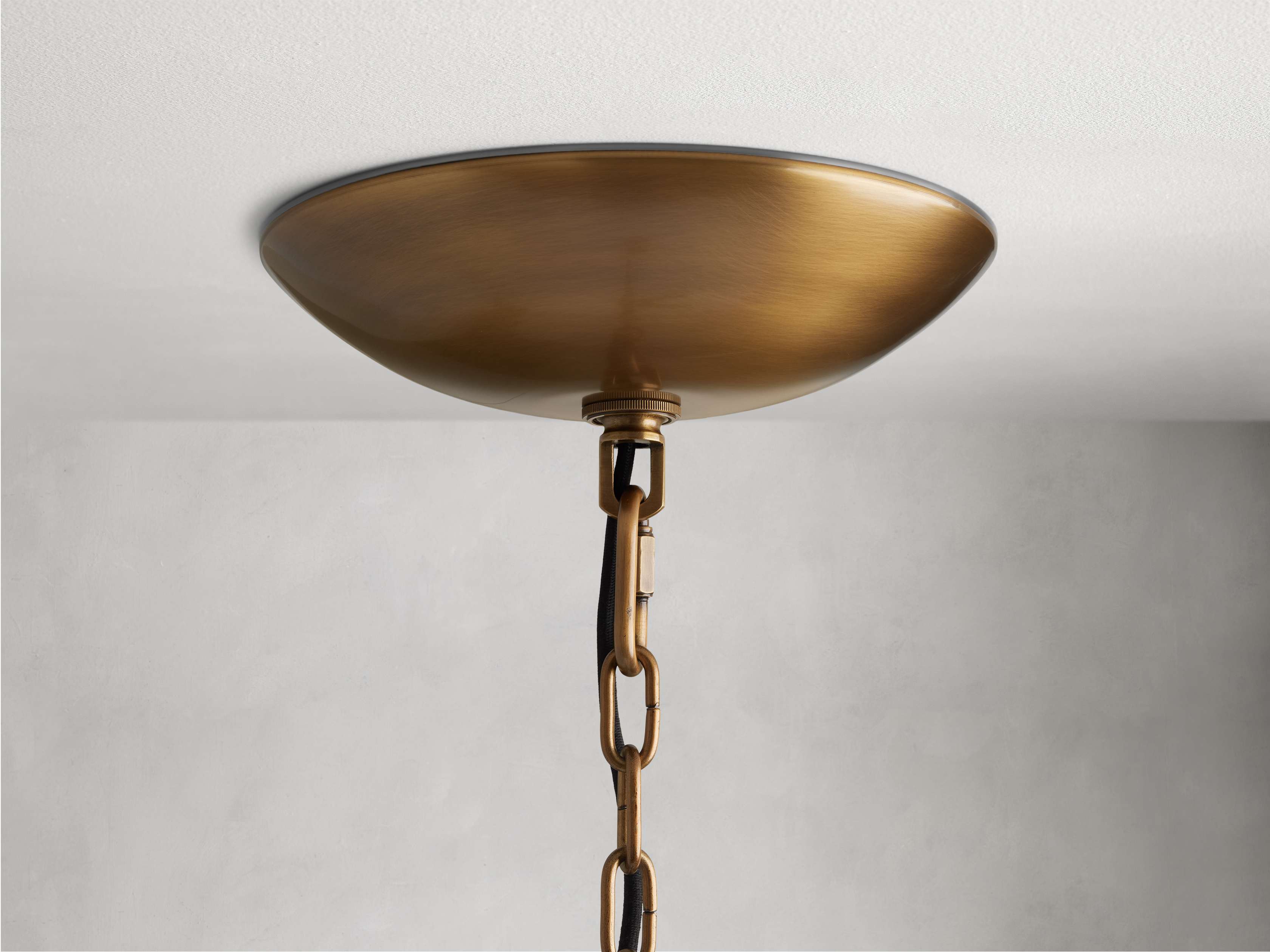 Ghiaccio Handcrafted Glass Round Chandelier - Image 26