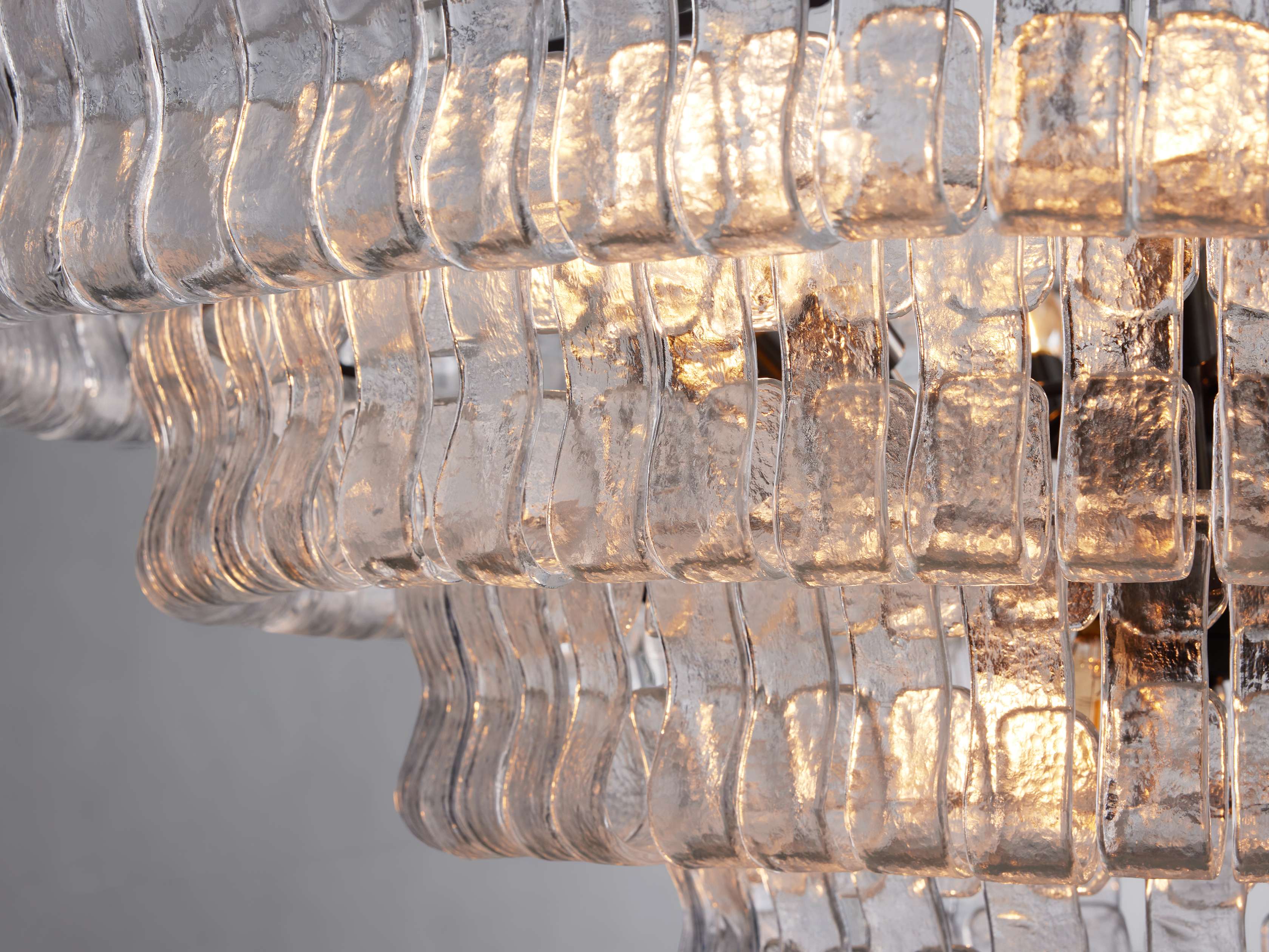 Ghiaccio Textured Glass Round Chandelier - Image 46