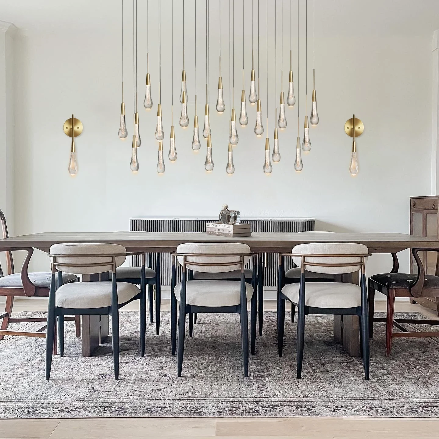 Soltaire Raindrop Glass Linear Chandelier - Image 26