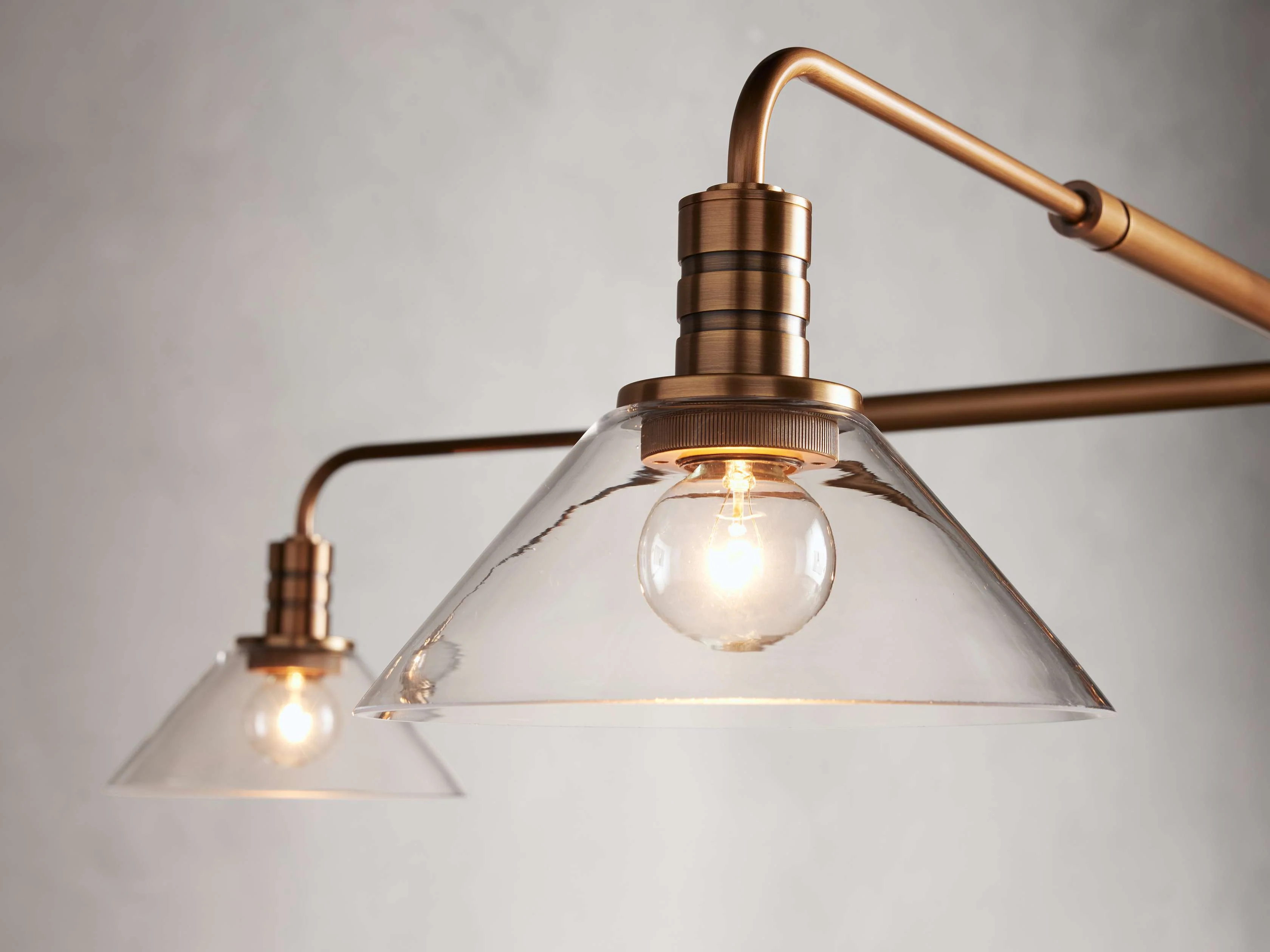 Theron Cone Cluster Round Chandelier - Image 13